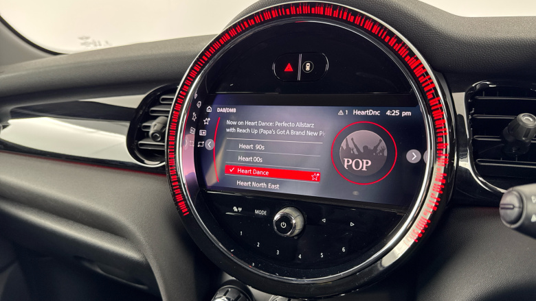 MINI Hatchback 1.5 Cooper Sport Premium 5dr Auto Petrol Hatchback